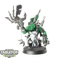 Orks - Ork Painboy - teilweise bemalt