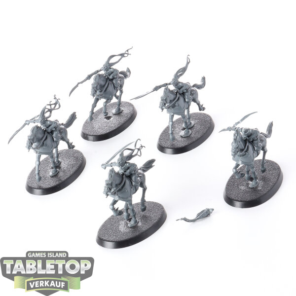 Daughters of Khaine - 5 x Doomfire Warlocks - unbemalt