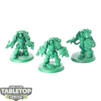 Space Marines - 3 x Primaris Aggressors - grundiert