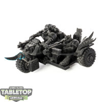 Space Marines - Attack Bike - bemalt