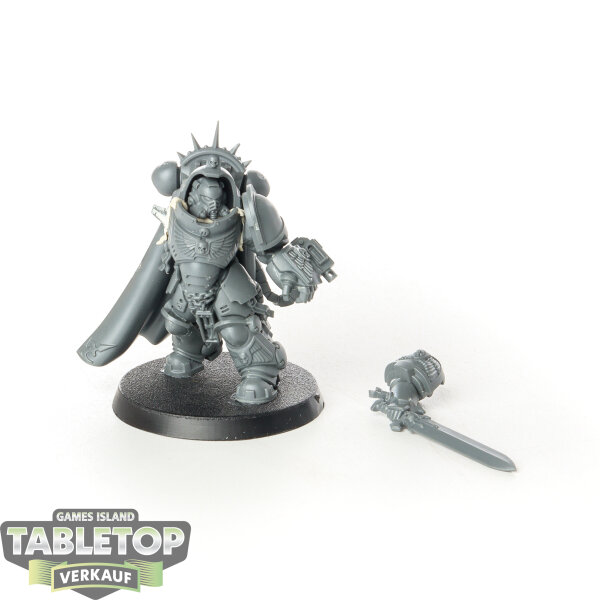 Space Marines - Primaris Captain in Gravis Armor (klassisch) - unbemalt