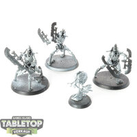Necrons - 3 Skorpekh Destroyers - grundiert