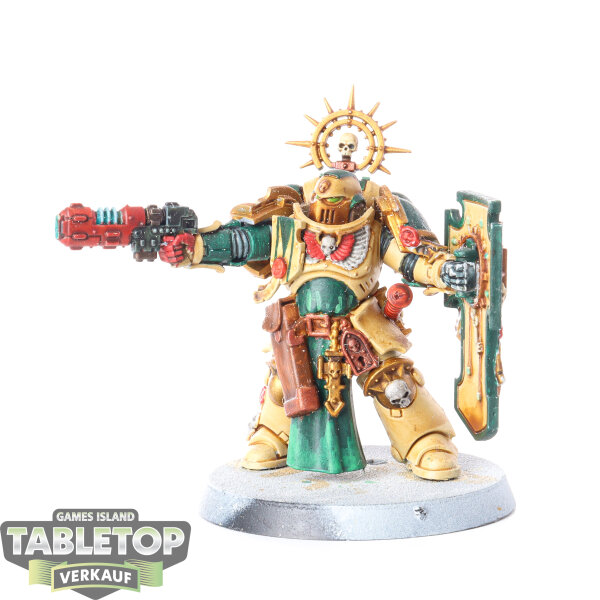 Dark Angels - Lieutenant with Storm Shield - bemalt