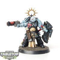 Space Marines - Lieutenant with Storm Shield - bemalt