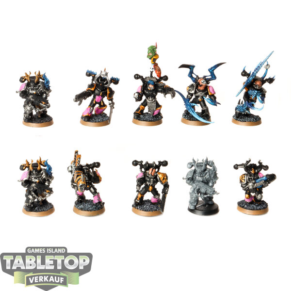 Chaos Space Marines - 10 x Chaos Space Marines klassisch - teilweise bemalt