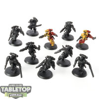 Space Marines - 10 Assault Intercessor  - teilweise bemalt