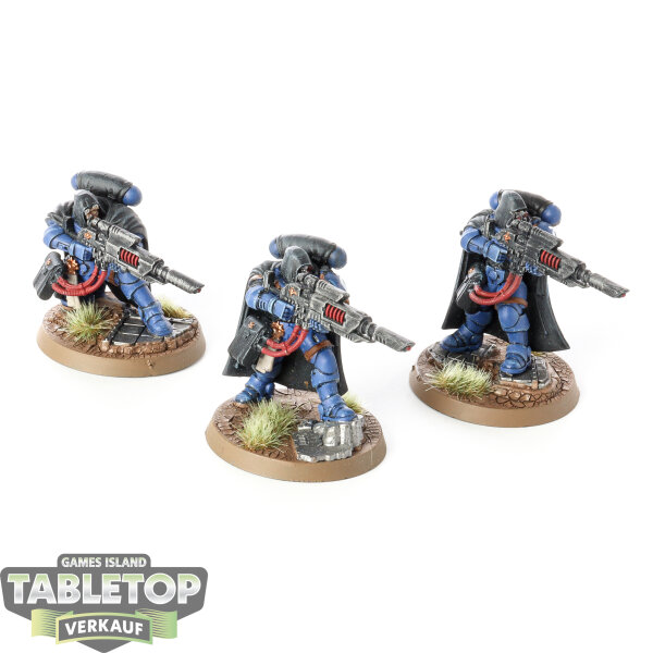 Space Marines - 3 Eliminators - bemalt