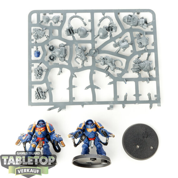 Space Marines - 3x Primaris Aggressors - teilweise gebaut