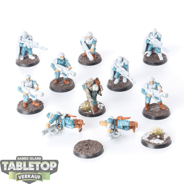 Astra Militarum - 10x Cadian Shock Troops - klassisch - teilweise bemalt
