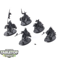 Soulblight Gravelords - 5 x Black Knights - grundiert