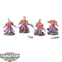 Adeptus Custodes - 4 x Allarus Custodians - gut bemalt