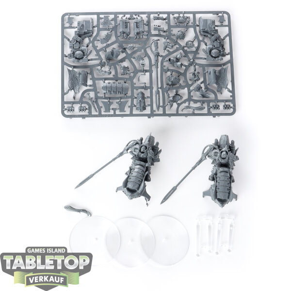 Adeptus Custodes - 3 x Vertus Praetors - teilweise gebaut