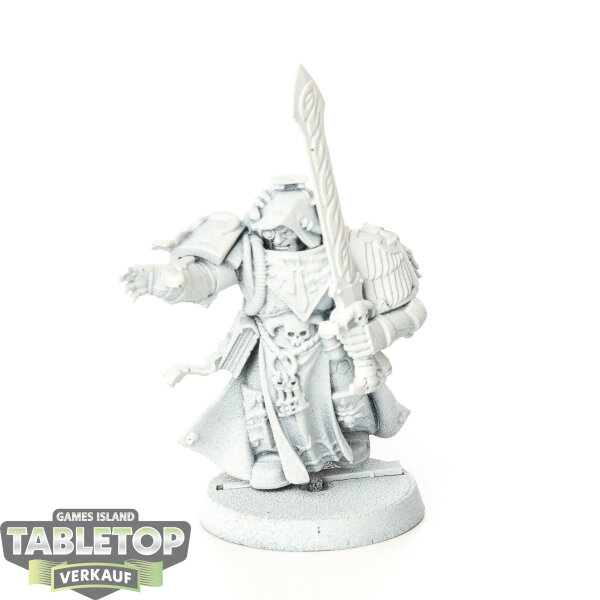 Dark Angels - Librarian klassisch - grundiert