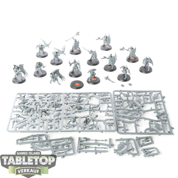 Disciples of Tzeentch - 20 Kairic Acolytes - teilweise gebaut