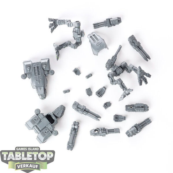 Adeptus Titanicus - 2 Warhound Scout Titans - teilweise gebaut
