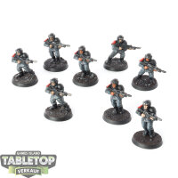 Astra Militarum - 8 Cadian Shock Troops klassisch - bemalt