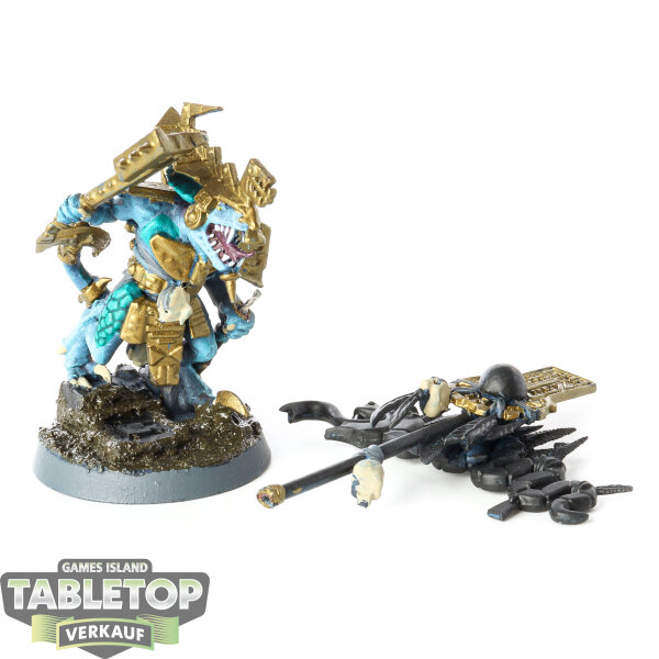 Seraphon - Saurus Astrolith Bearer klassisch - teilweise bemalt