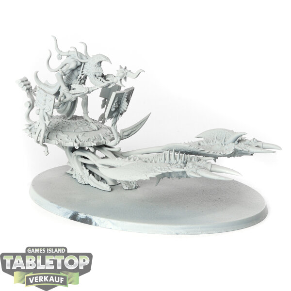 Disciples of Tzeentch - Fateskimmer, Herald of Tzeentch on Burning Chariot - grundiert