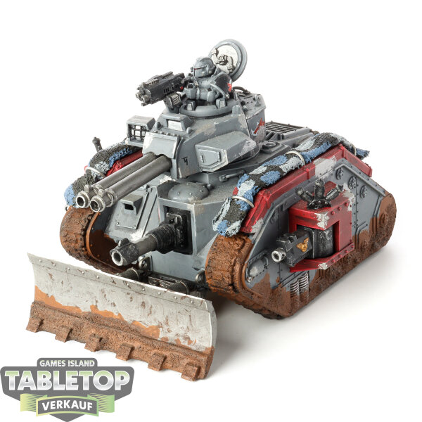 Astra Militarum - Leman Russ Battle Tank - bemalt