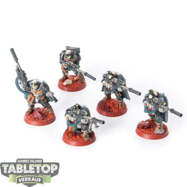 Space Marines - 5 x Scouts klassisch - bemalt