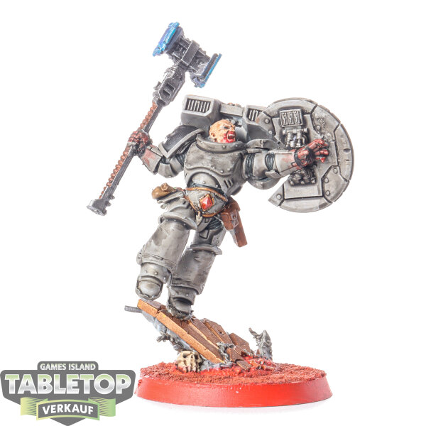 Space Wolves - Ragnar Blackmane - bemalt