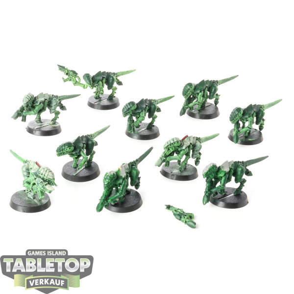 Tyraniden - 10 Termagants klassisch - teilweise bemalt