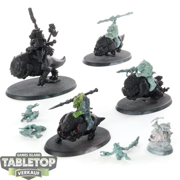 Orks - 5 x Squighog Boyz - teilweise bemalt