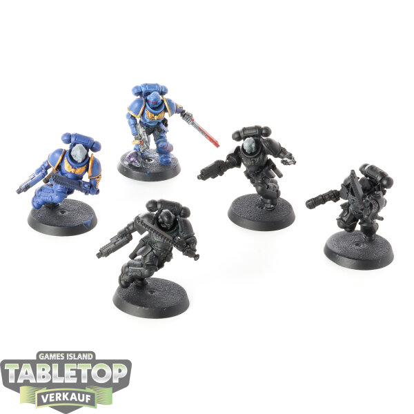 Space Marines - 5 Assault Intercessors - teilweise bemalt