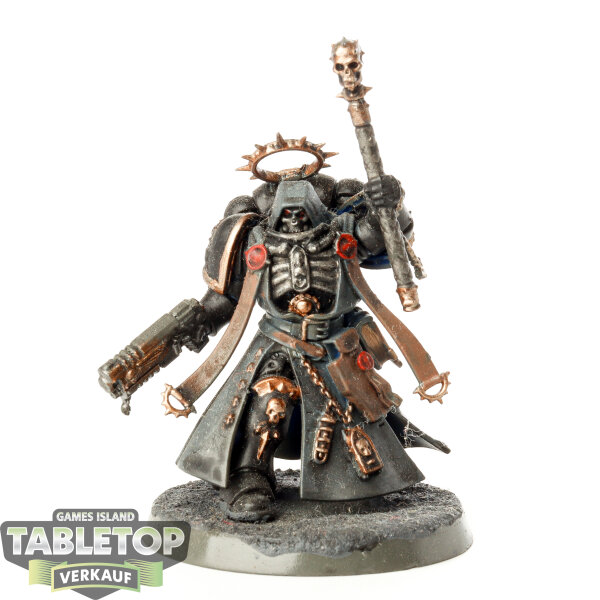 Space Marines - Primaris Chaplain - bemalt