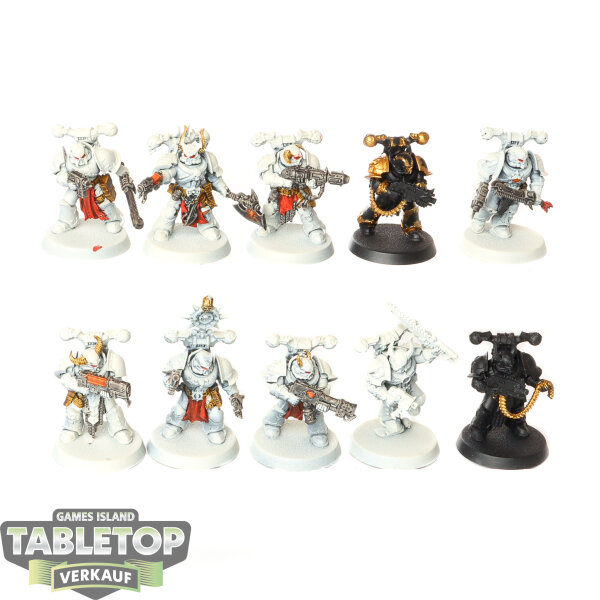 Chaos Space Marines - 10 Chaos Space Marines - teilweise bemalt