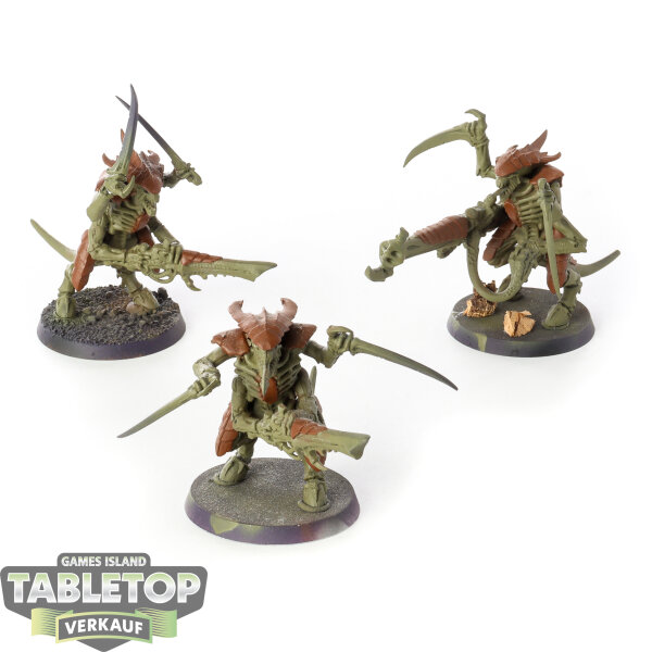 Tyraniden - 3 x Tyranid Warriors - teilweise bemalt