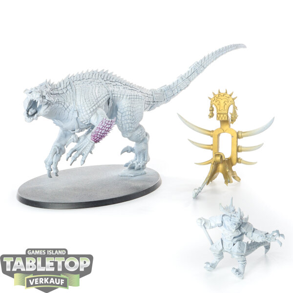 Seraphon - Saurus Oldblood on Carnosaur - teilweise bemalt
