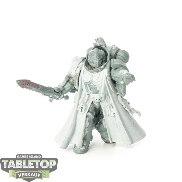 Space Marines - Primaris Librarian - teilweise bemalt