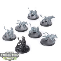 Stormcast Eternals - 7x Gryph-hounds - teilweise bemalt