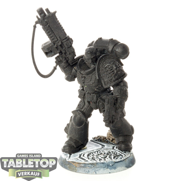 Space Marines - Primaris Lieutenant - grundiert
