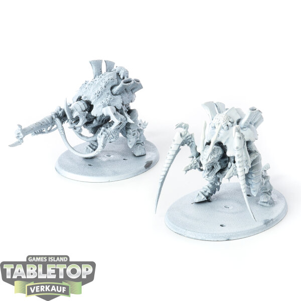 Tyraniden - 2 x Carnifex Brood - grundiert