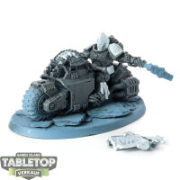Space Wolves - Primaris Chaplain on Bike - teilweise bemalt