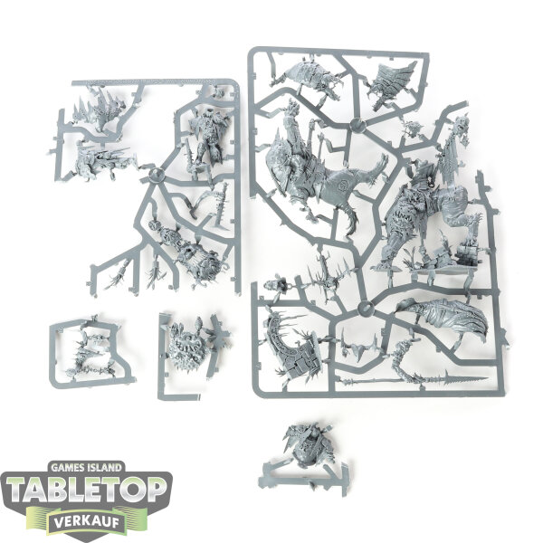 Orruk Warclans - Gnashtoof & Murknob with Belcha-banna - im Gussrahmen