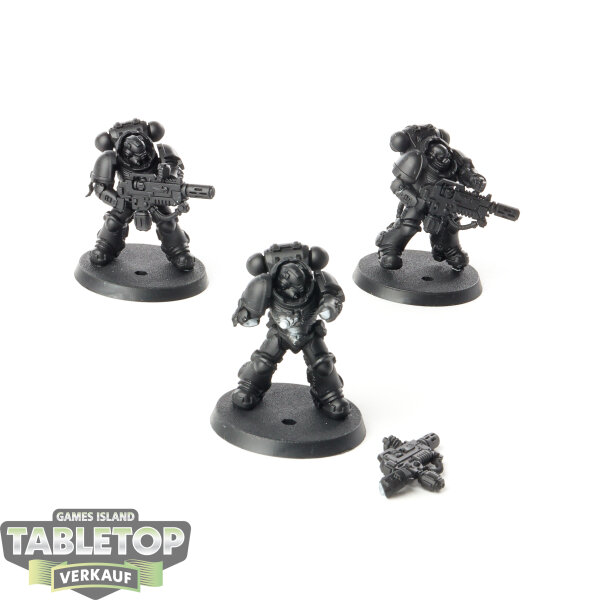 Space Marines - 3 x Primaris Eradicators - grundiert