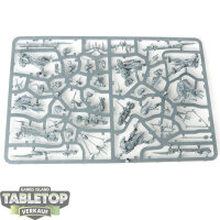 Orruk Warclans - 3 x Man-Skewer Boltboyz - im Gussrahmen