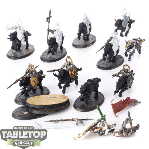 Warriors of Chaos - 10x Chaos Knights - teilweise bemalt