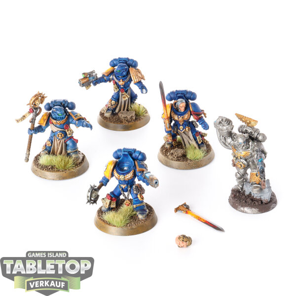 Imperial Fists - 5x Sternguard Veteran Squad - klassisch - teilweise bemalt