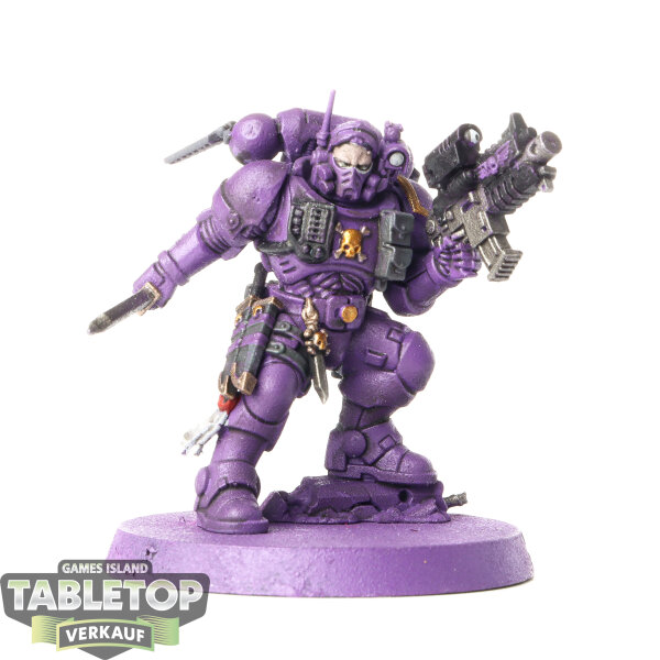 Space Marines - Primaris Lieutenant - bemalt