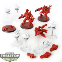 Tau Empire - 3 x XV8 Crisis Battlesuit Team - teilweise...