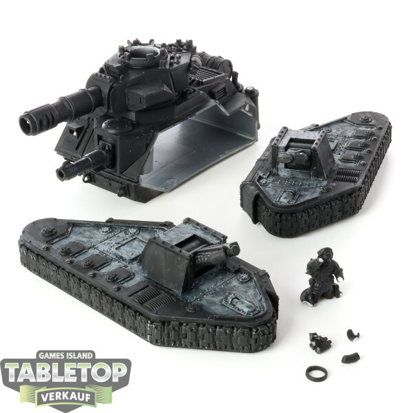 Astra Militarum - Leman Russ Battle Tank - grundiert