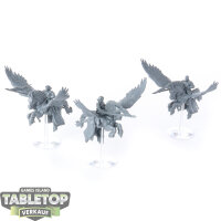 Kingdom of Bretonnia - 3 x Pegasus Knights - unbemalt