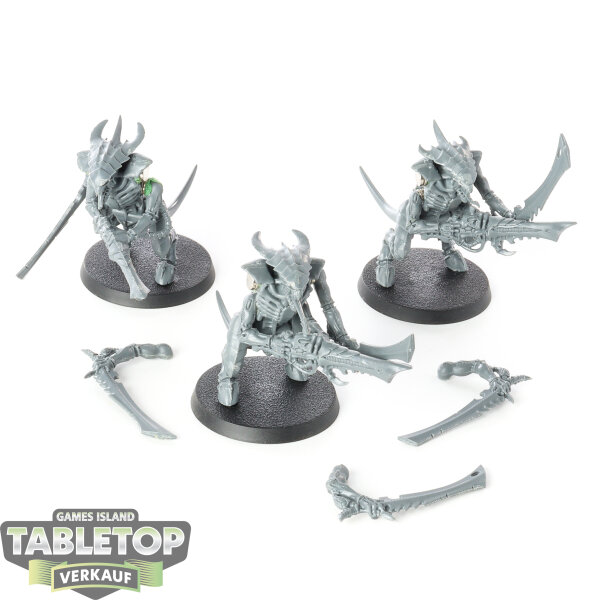 Tyraniden - 3 Tyranid Warriors - unbemalt