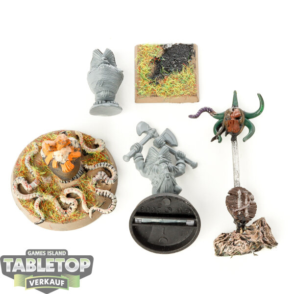 Dwarfen Mountain Holds - Dwarf Dragon Slayer & 2x Captured Dwarves - teilweise bemalt