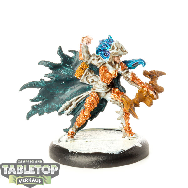 Legion of Everblight - Lylth, Herald of Everblight - teilweise bemalt