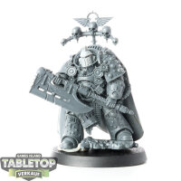 Horus Heresy - Legion Praetor with Power Axe - unbemalt